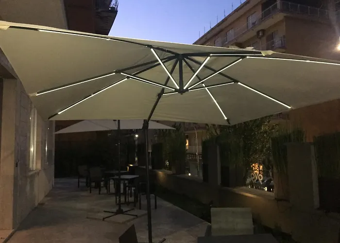 Hotel V99 Rome