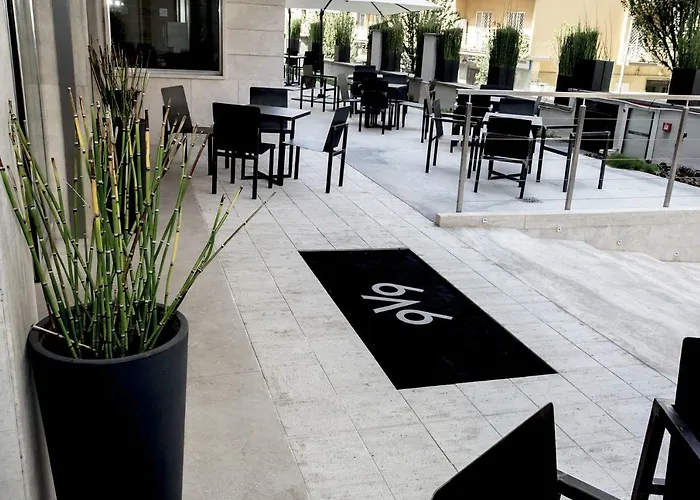 V99 Hotel Rome