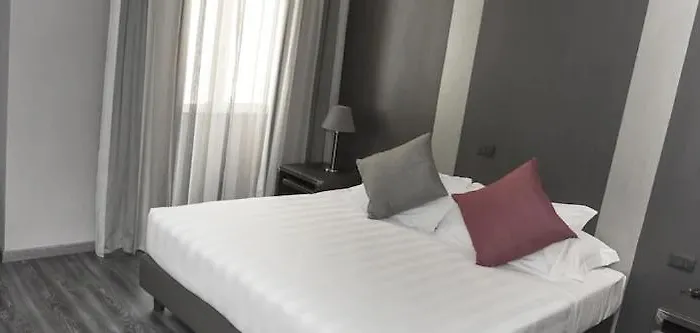 V99 Hotel Rome