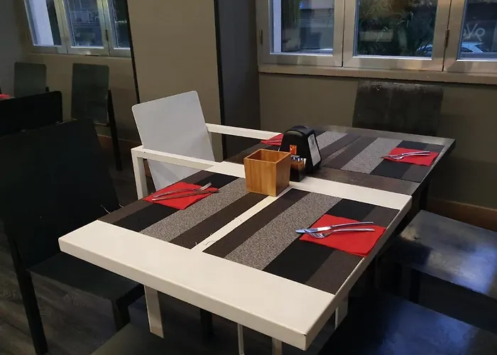 Hotel V99